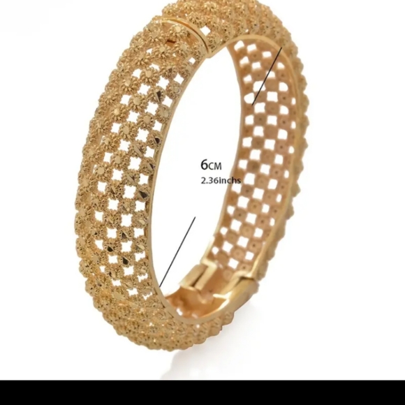 18K GOLD PLATED CHUNKY OPEN WEAVE  GOLD OVER COPPER BANGLE - Picture 5 of 7